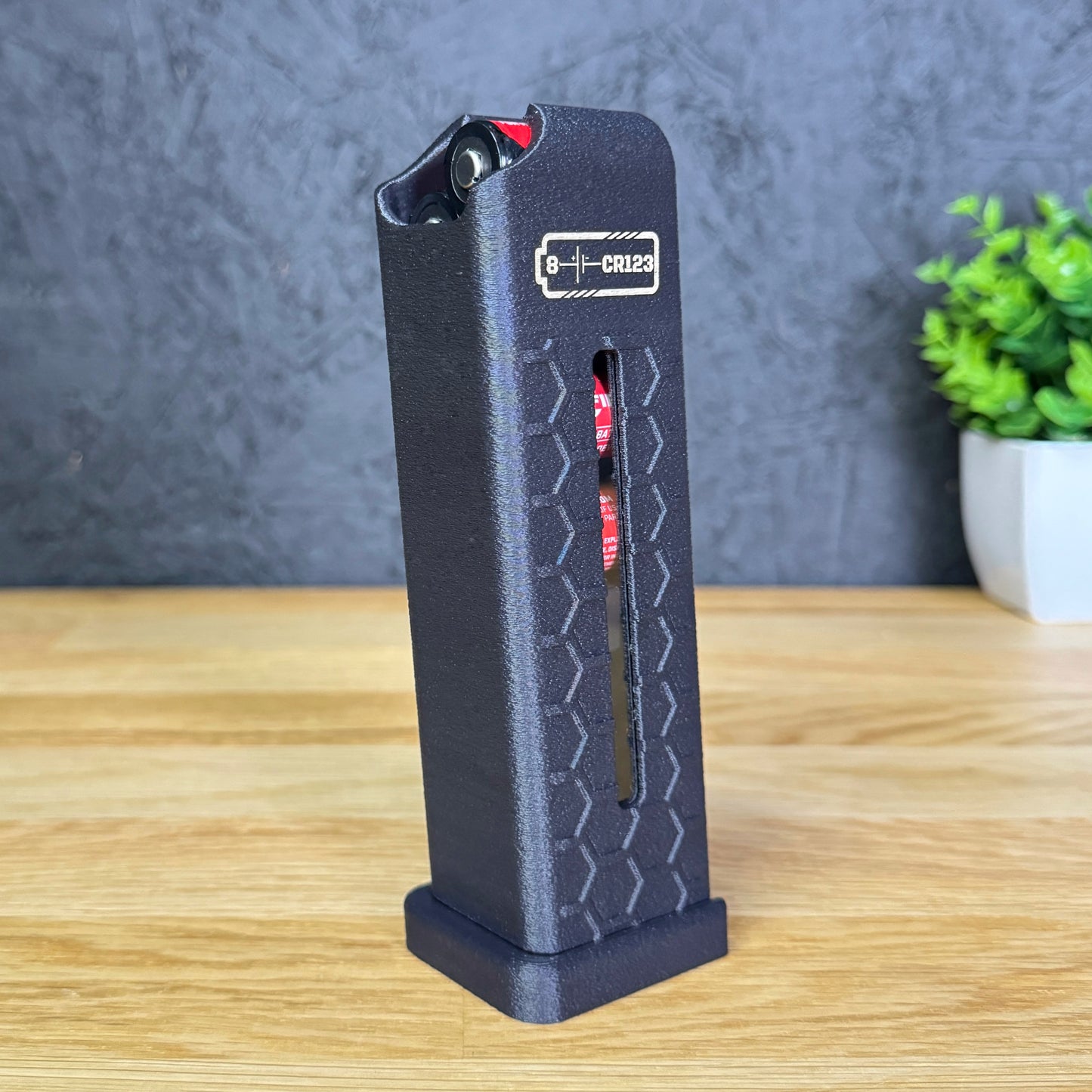 GEN 2 BatMag for CR123 batteries